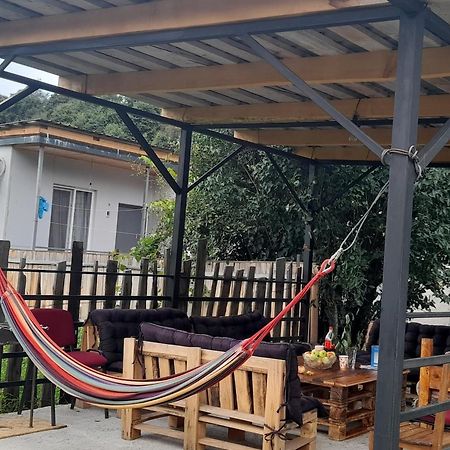 Lela Guest House Mestia Exterior photo